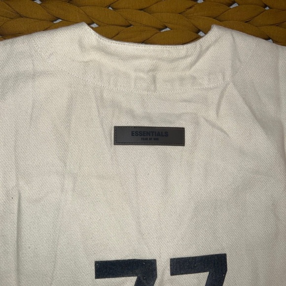 Fear of God Essentials Jersey - Picture 3 of 5